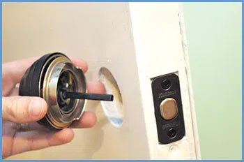 State Locksmith Services Lehigh Acres, FL 239-494-5818 - 5-change-locks-service