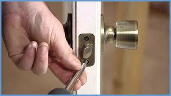 State Locksmith Services Lehigh Acres, FL 239-494-5818 - 6-lock-change